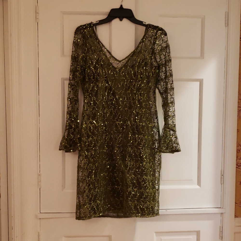 Kay Unger Green Crochet Sequin Cocktail Dress